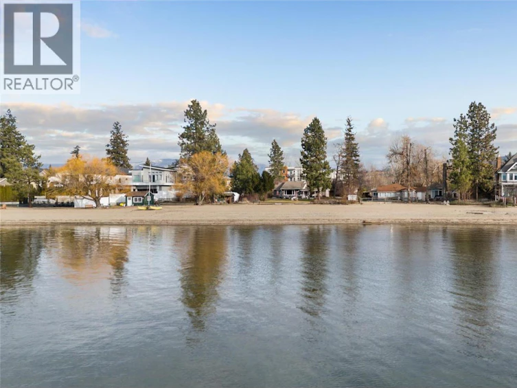 4164 Lakeshore Road, Kelowna, BC, V1W 1V9 - 13