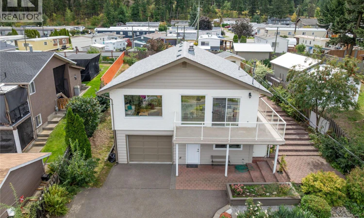 1225 Bay Drive