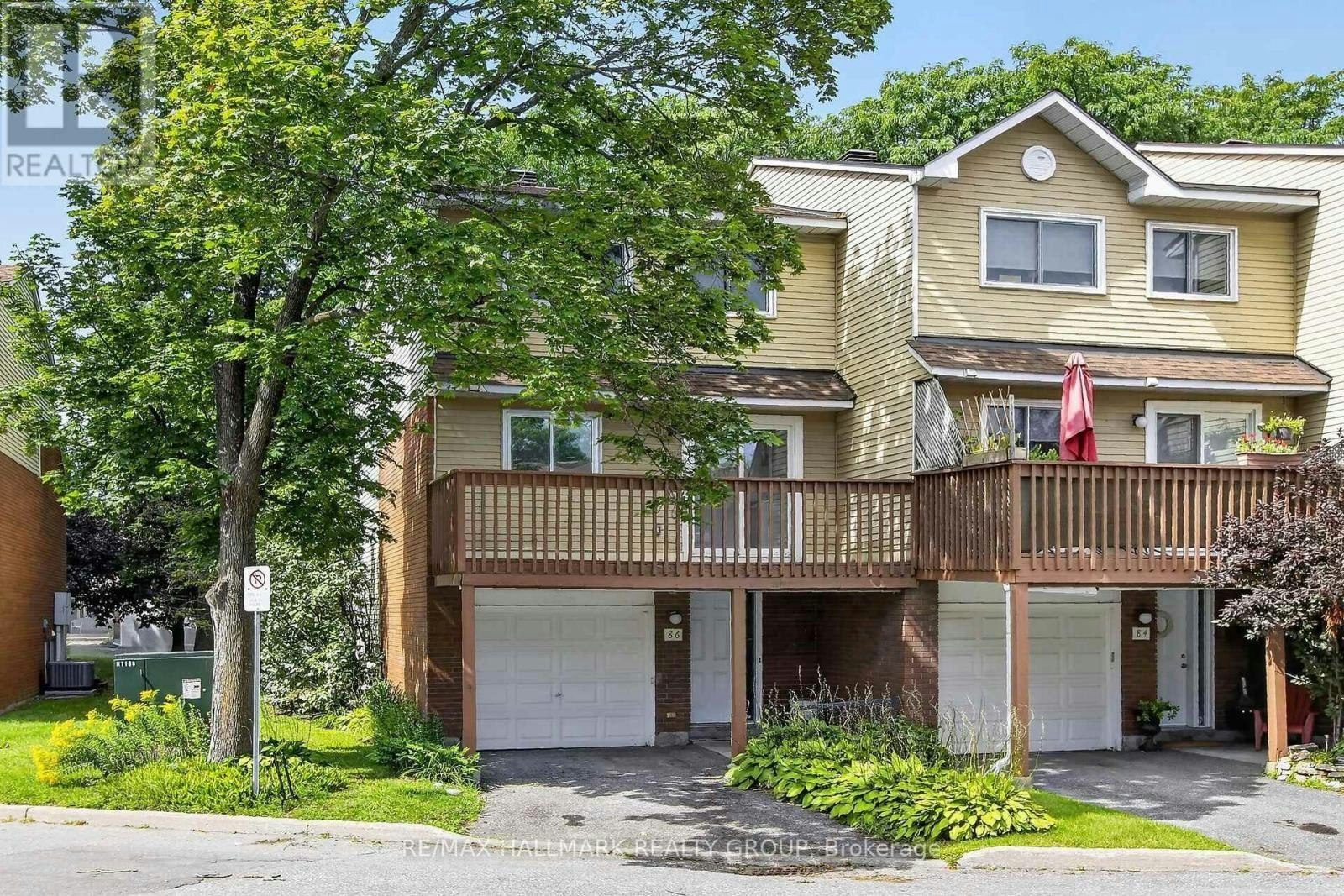 7-86 Esterlawn Private, Ottawa, ON, K2A 4C1