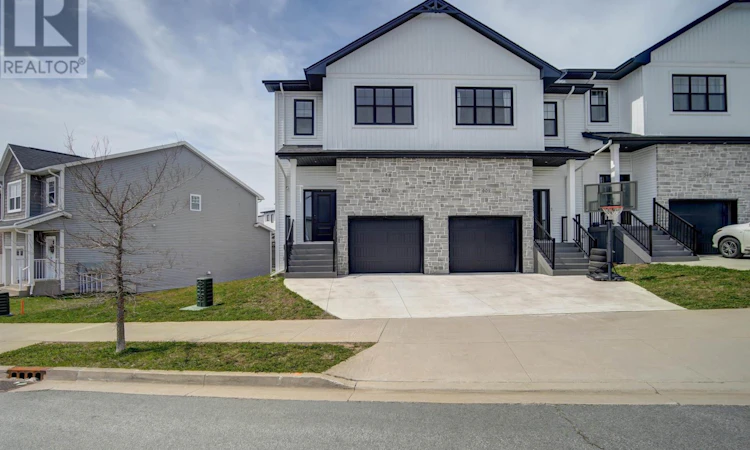 603 Cowie Hill Road