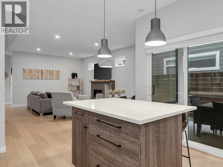1927 Ethel Street, Kelowna, BC, V1Y 2Z6 - 13