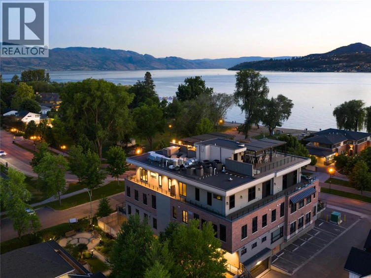 301-2245 Abbott Street, Kelowna, BC, V1Y 1E2