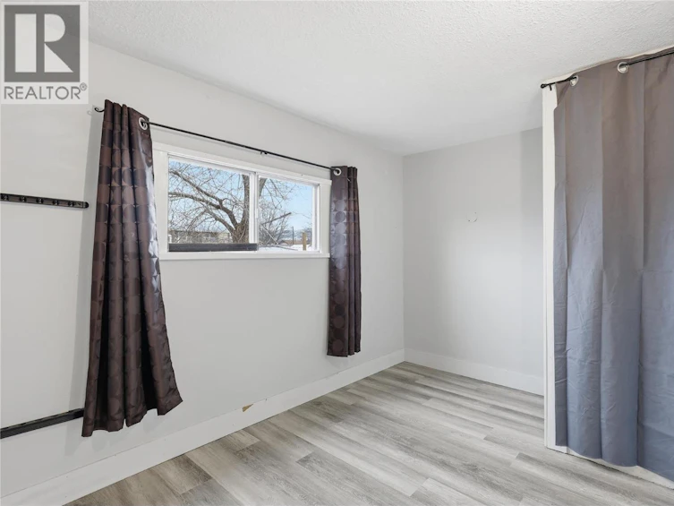 41 Van Dyke St Street, Kamloops, BC, V2B 4G2 - 15
