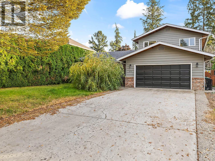 875 Coronado Crescent, Kelowna, BC, V1W 2K3 - 3