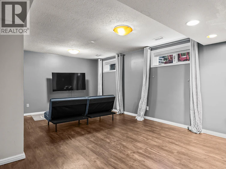 875 Coronado Crescent, Kelowna, BC, V1W 2K3 - 37
