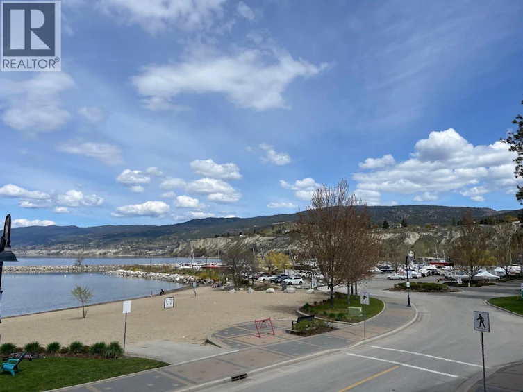 204-250 Marina Way, Penticton, BC, V2A 1H4 - 36