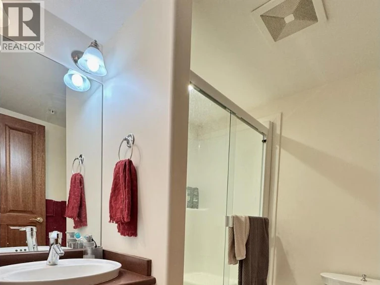 204-250 Marina Way, Penticton, BC, V2A 1H4 - 12