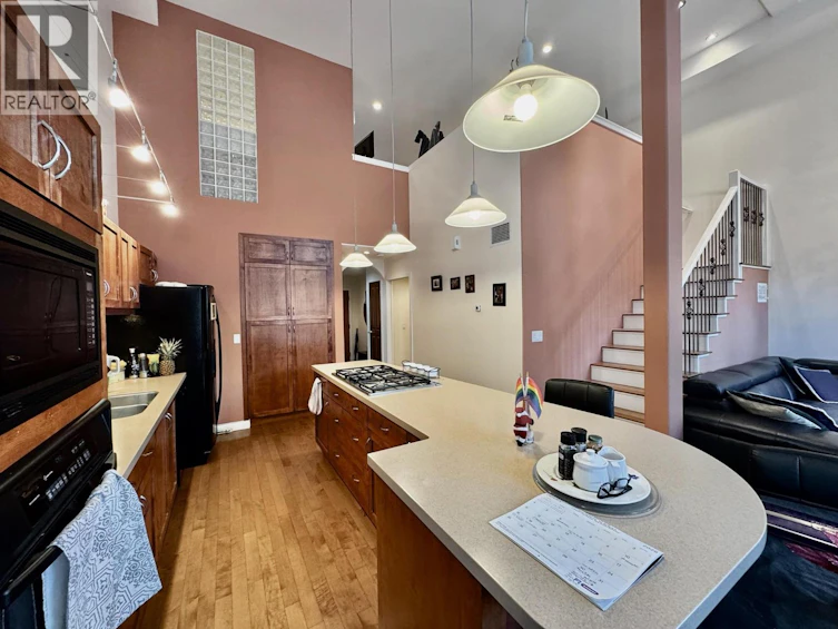 204-250 Marina Way, Penticton, BC, V2A 1H4 - 8