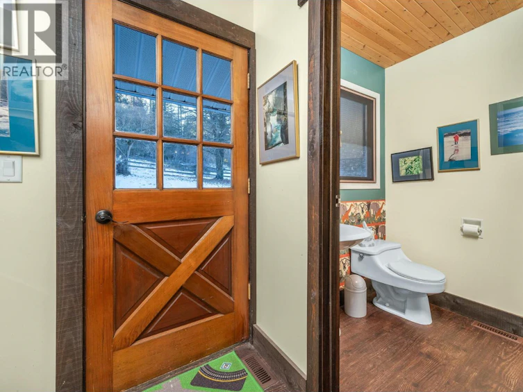 5860 Learmouth Road, Coldstream, BC, V1B 3E6 - 28
