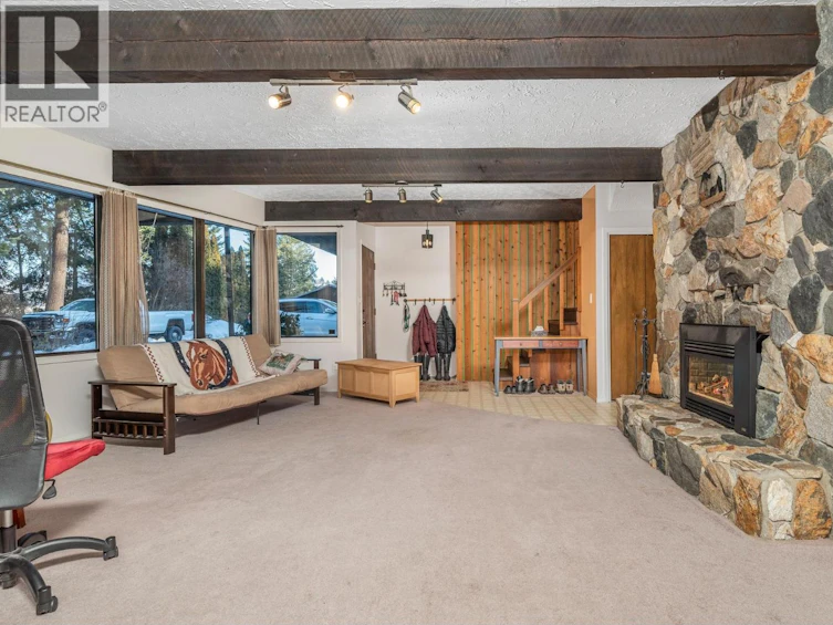 5860 Learmouth Road, Coldstream, BC, V1B 3E6 - 30