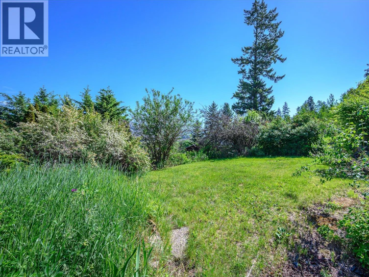 5860 Learmouth Road, Coldstream, BC, V1B 3E6 - 61