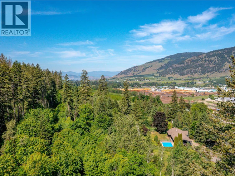 5860 Learmouth Road, Coldstream, BC, V1B 3E6 - 72