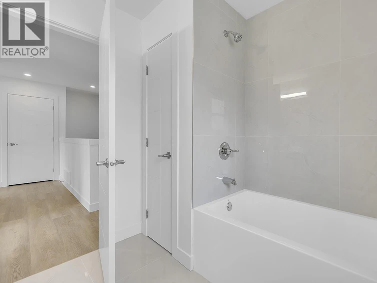 124-5300 Main Street, Kelowna, BC, V1W 0C1 - 44