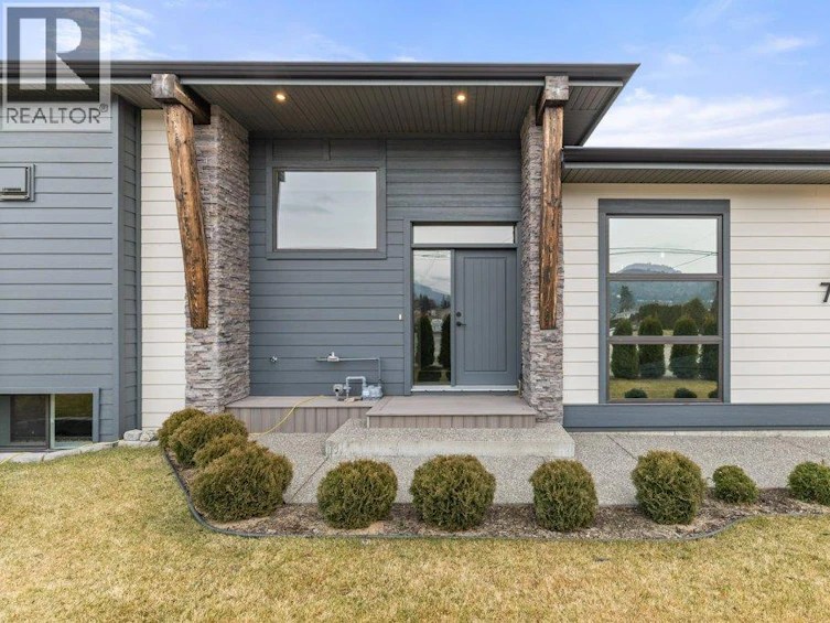 714 Lake Court, West Kelowna, BC, V1Z 1H6 - 54