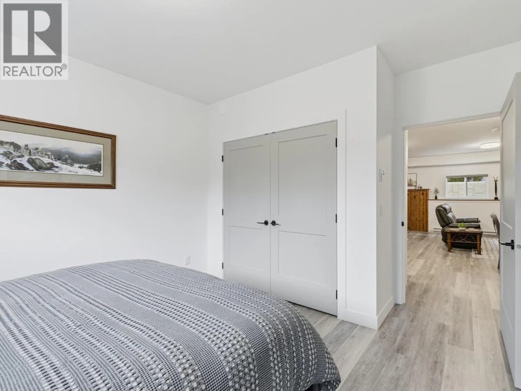 714 Lake Court, West Kelowna, BC, V1Z 1H6 - 45