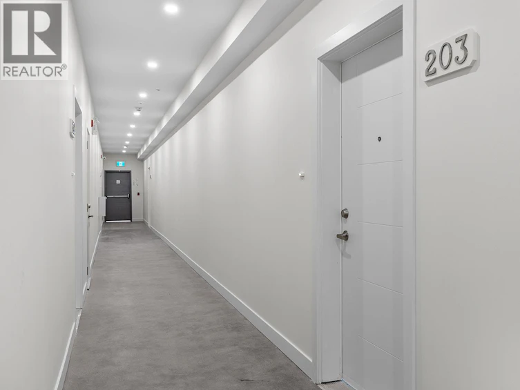203-5300 Main Street, Kelowna, BC, V1W 0C1 - 30