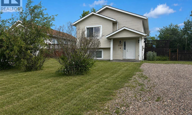 4405 Heritage Crescent