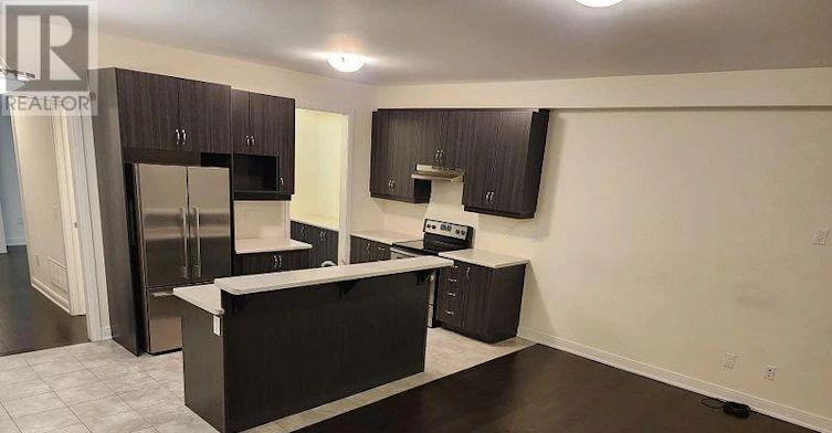 18 Military Crescent, Brampton, ON, L7A 4W1 - 3