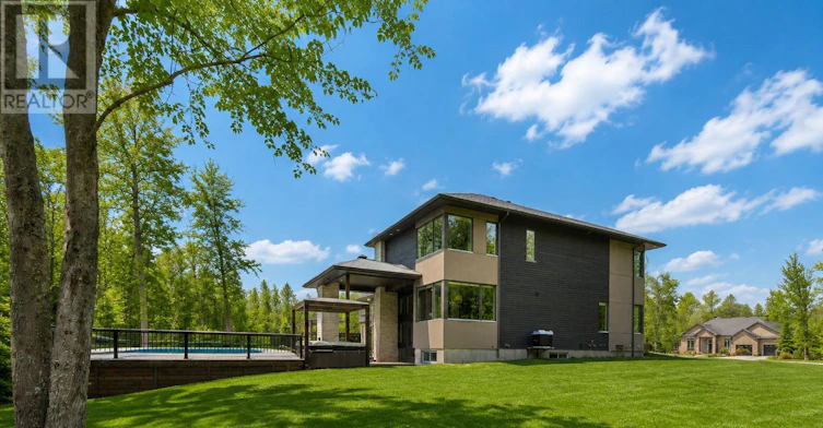 1961 Cedarlakes Way, Ottawa, ON, K4P 1P2 - 2