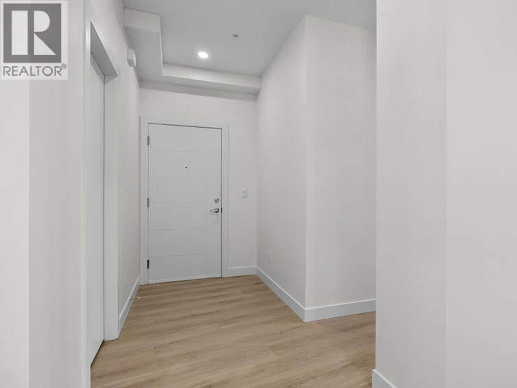 204-5300 Main Street, Kelowna, BC, V1W 0C1 - 21