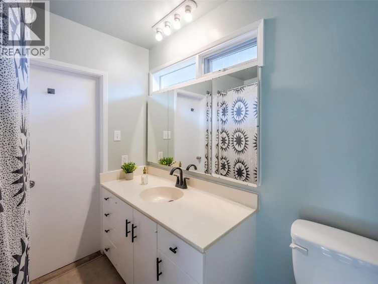 151 Secrest Place, Penticton, BC, V2A 3R2 - 34