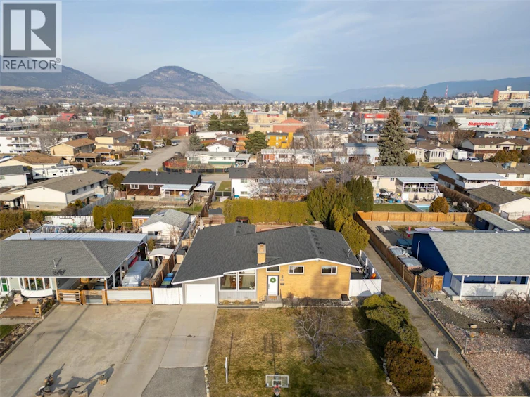151 Secrest Place, Penticton, BC, V2A 3R2 - 3