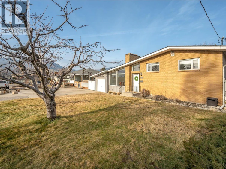 151 Secrest Place, Penticton, BC, V2A 3R2 - 2