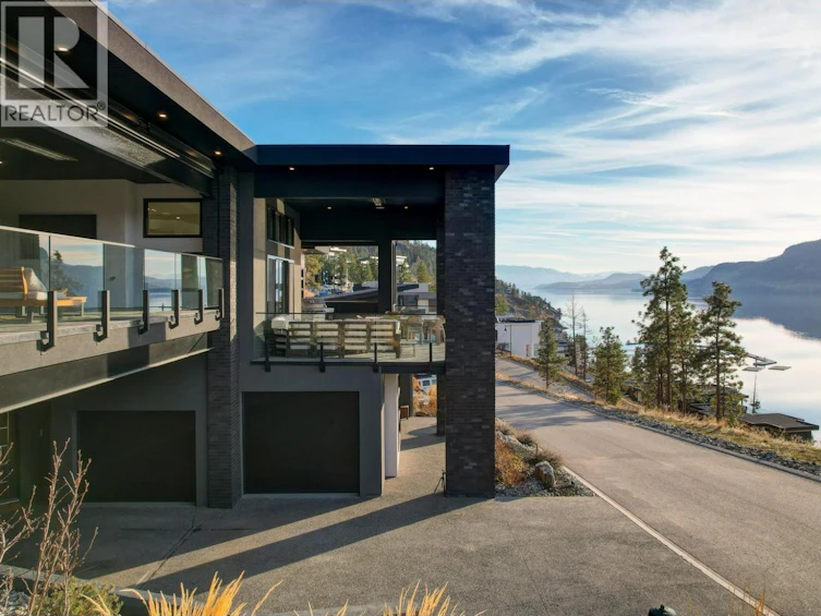 3617 Maiden Grass Court, Kelowna, BC, V1V 3G2 - 10