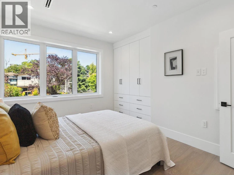 1-2244 E 11th Avenue, Vancouver, BC, V5N 1Z6 - 20
