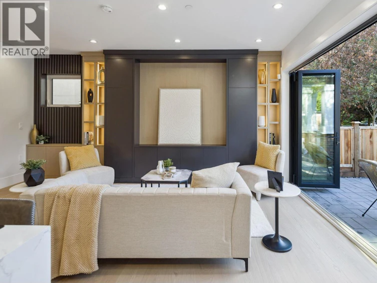 1-2244 E 11th Avenue, Vancouver, BC, V5N 1Z6 - 10