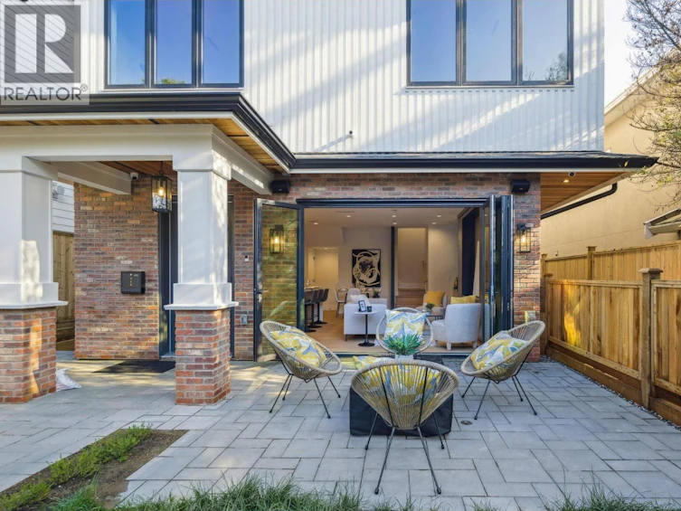 1-2244 E 11th Avenue, Vancouver, BC, V5N 1Z6 - 31