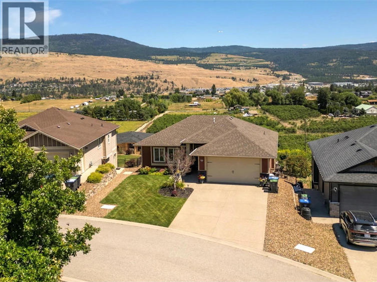 9761 Crofton Road, Lake Country, BC, V4V 2S1 - 2