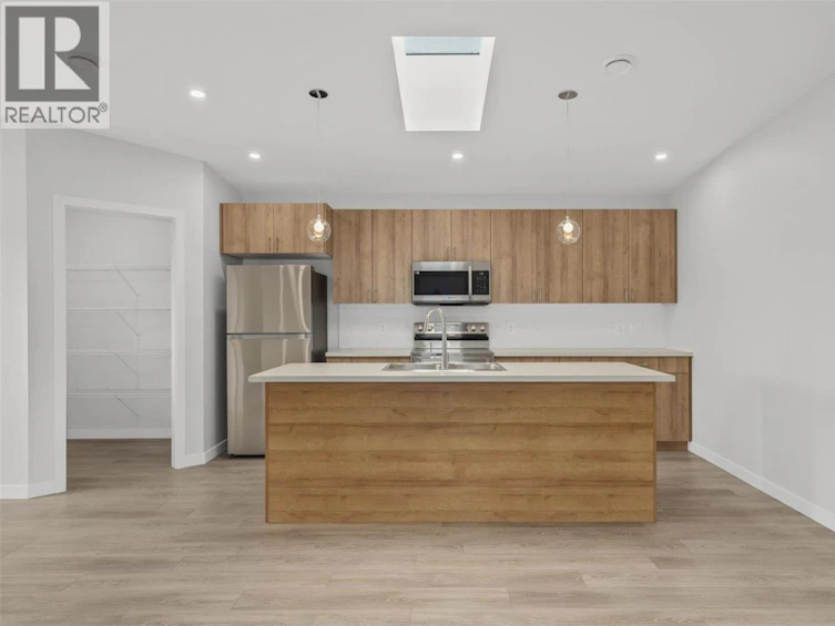 190-8900 Jim Bailey Road, Kelowna, BC, V4V 1E5 - 9