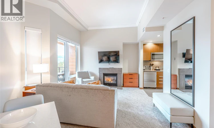 1504-2950 Camozzi Road