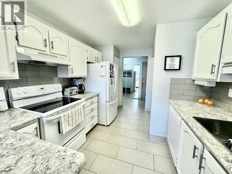 308-195 W Warren Ave Street, Penticton, BC, V2A 3N1 - 11