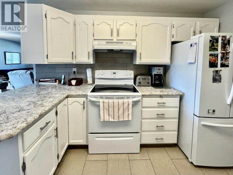 308-195 W Warren Ave Street, Penticton, BC, V2A 3N1 - 8