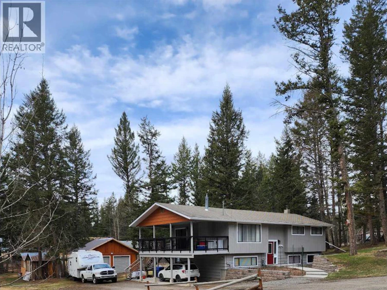 5040 Hansen Court, 108 Mile Ranch, BC, V0K 2Z0 - 3
