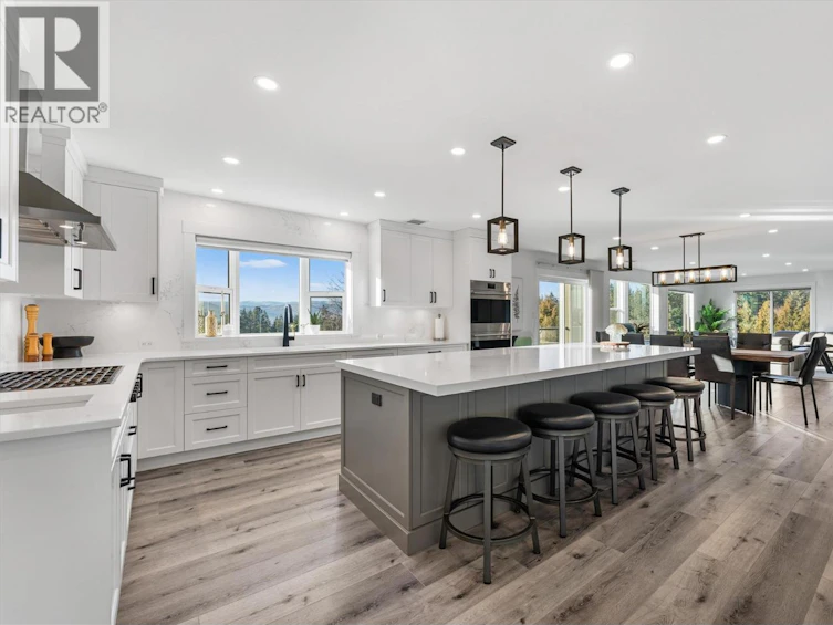 5393 East Vernon Road, Vernon, BC, V1B 3J7 - 16