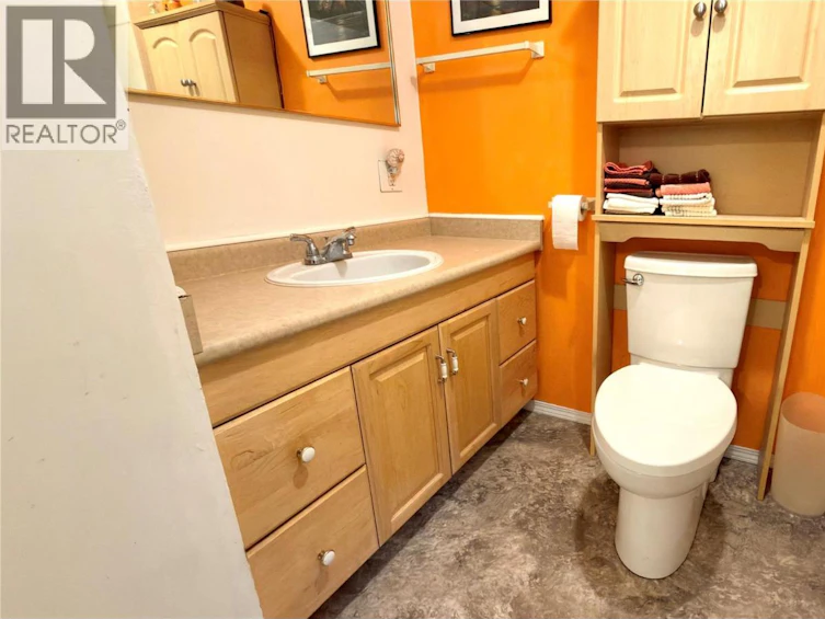 570 Eholt Street, Midway, BC, V0H 1M0 - 30