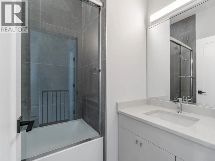 394 Chardonnay Avenue, Oliver, BC, V0H 1T4 - 29