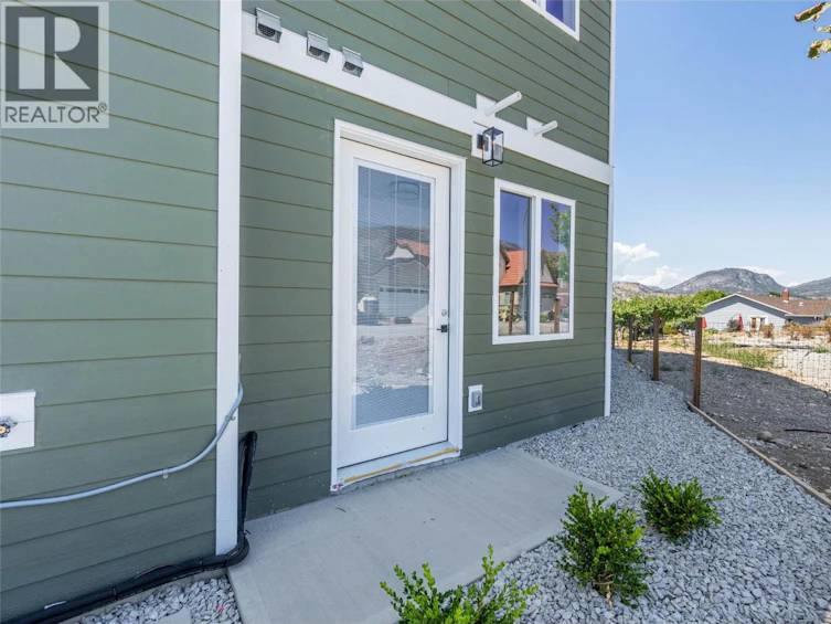 394 Chardonnay Avenue, Oliver, BC, V0H 1T4 - 13