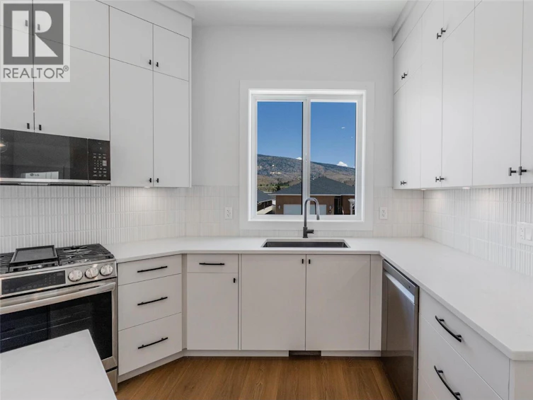 394 Chardonnay Avenue, Oliver, BC, V0H 1T4 - 18