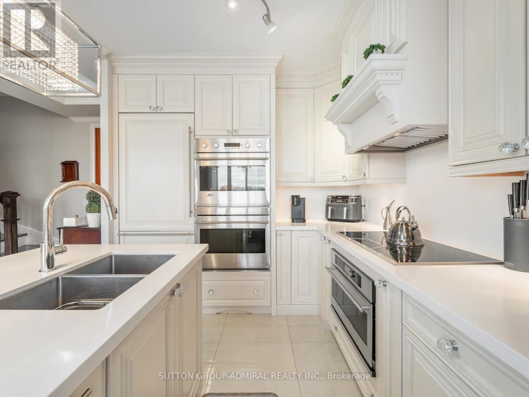 705-4700 7 Highway, Vaughan, ON, L4L 0B4 - 6