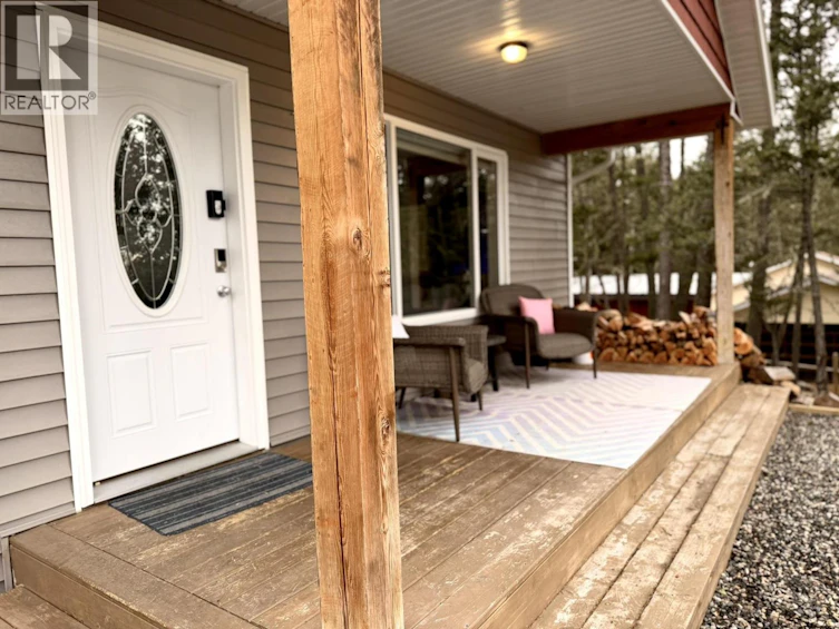 4887 Gloinnzun Crescent, 108 Mile Ranch, BC, V0K 2Z0 - 34