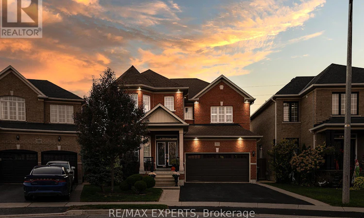34 Laurentide Crescent