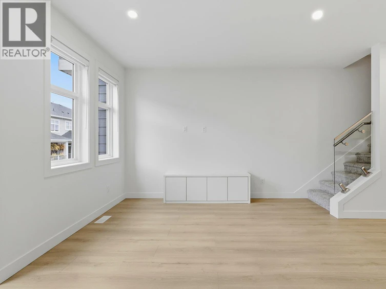 114-5300 Main Street, Kelowna, BC, V1W 0C1 - 23