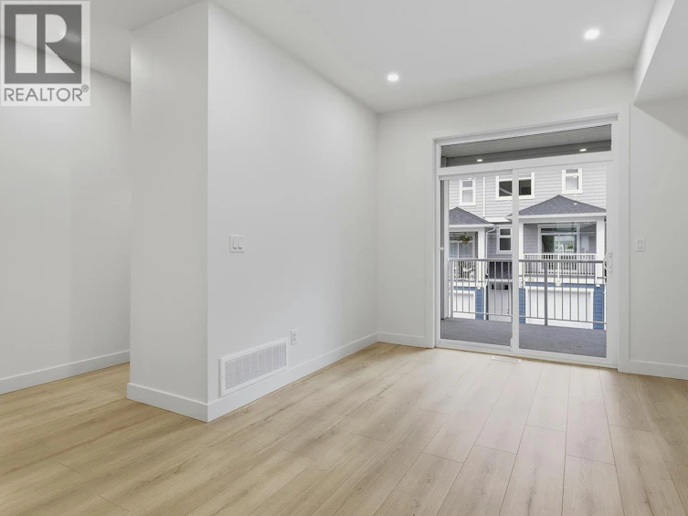 114-5300 Main Street, Kelowna, BC, V1W 0C1 - 16