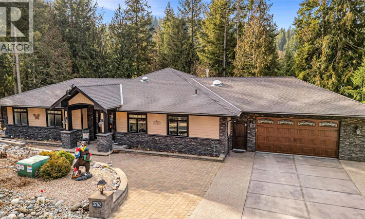 2762 Glenview Road