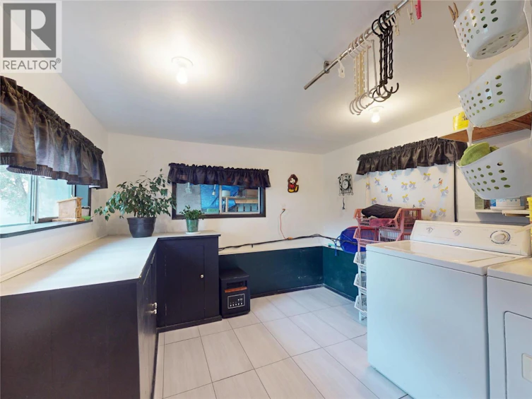 5186 Mackinnon Road, Peachland, BC, V0H 1X2 - 57