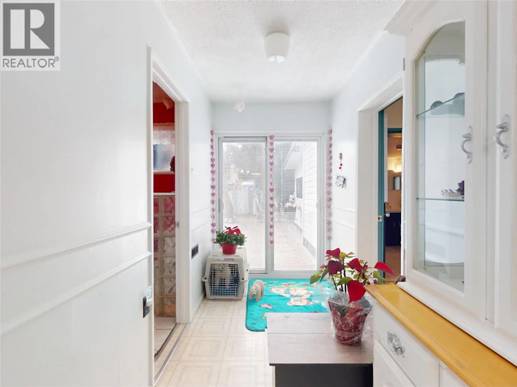 5186 Mackinnon Road, Peachland, BC, V0H 1X2 - 48